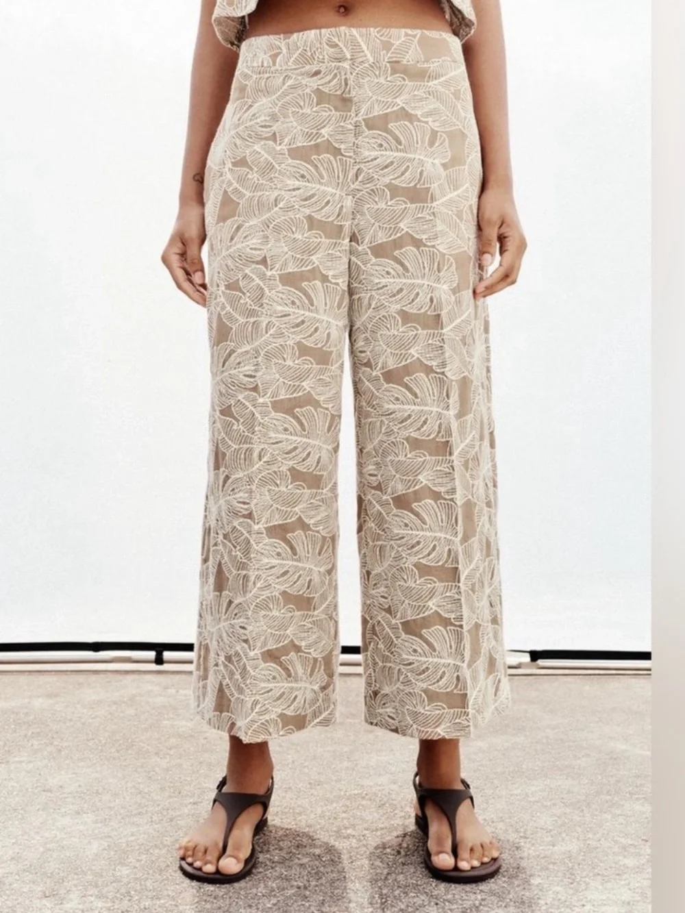 Zara embroidered leaf